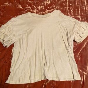 ruffle sleeve tee